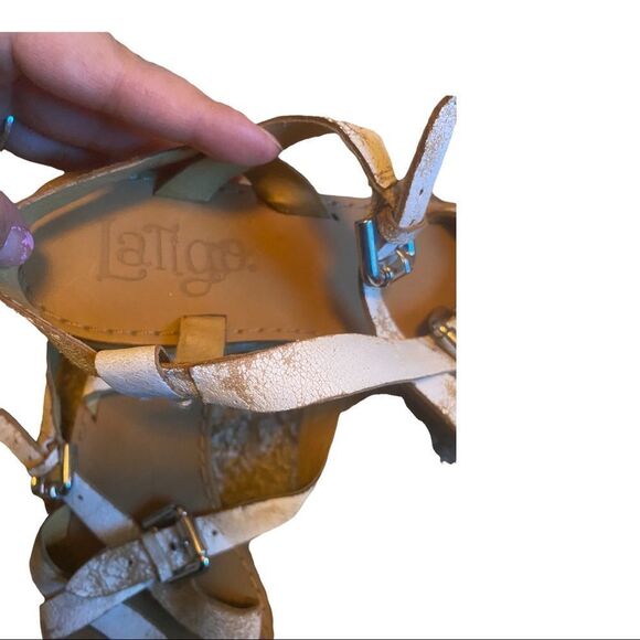 LATIGO White Open Toe Sandals 6
Anthropologie - Picture 3 of 4